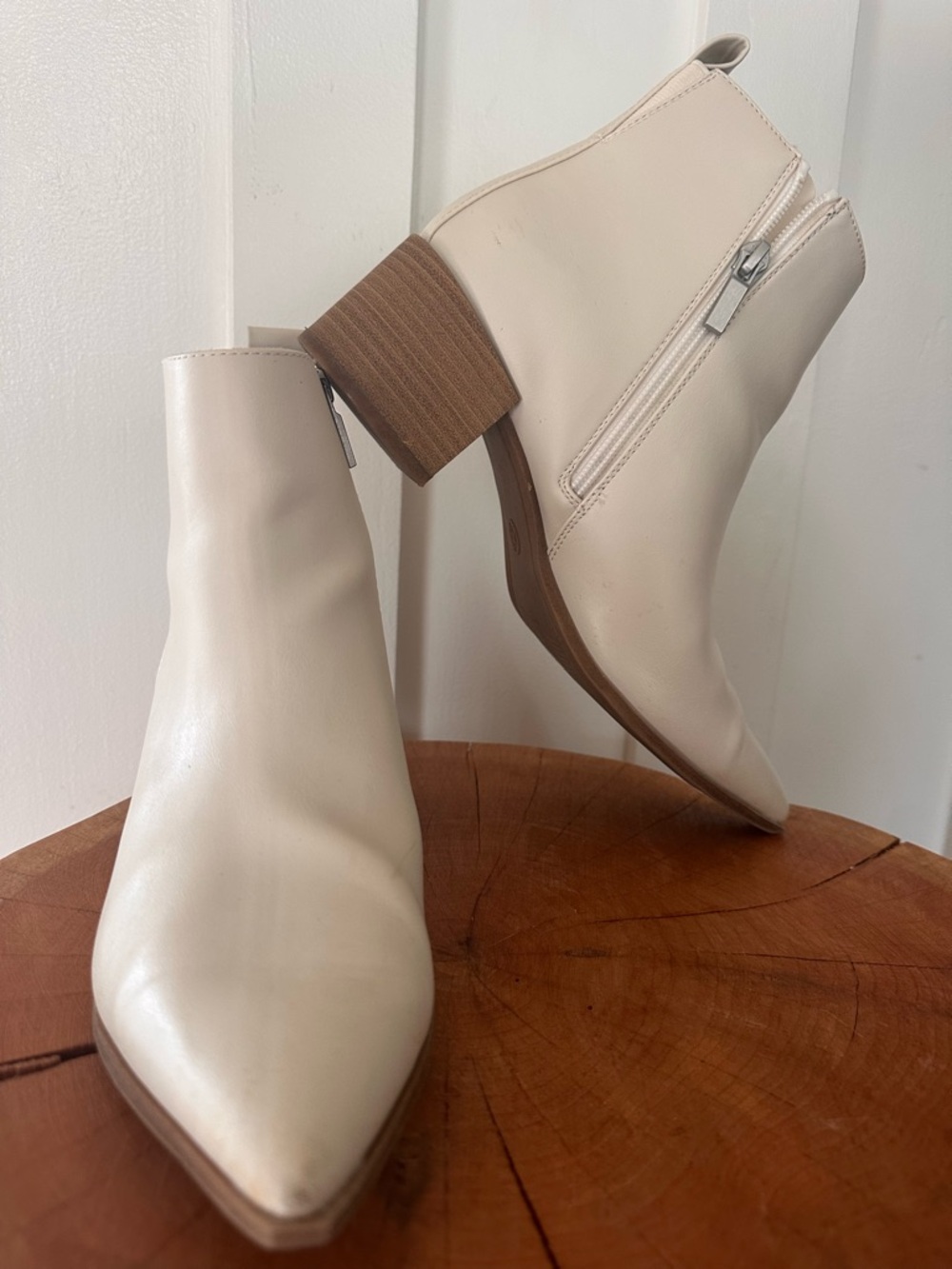Universal Thread Ankle Boots - Picture 2 of 9